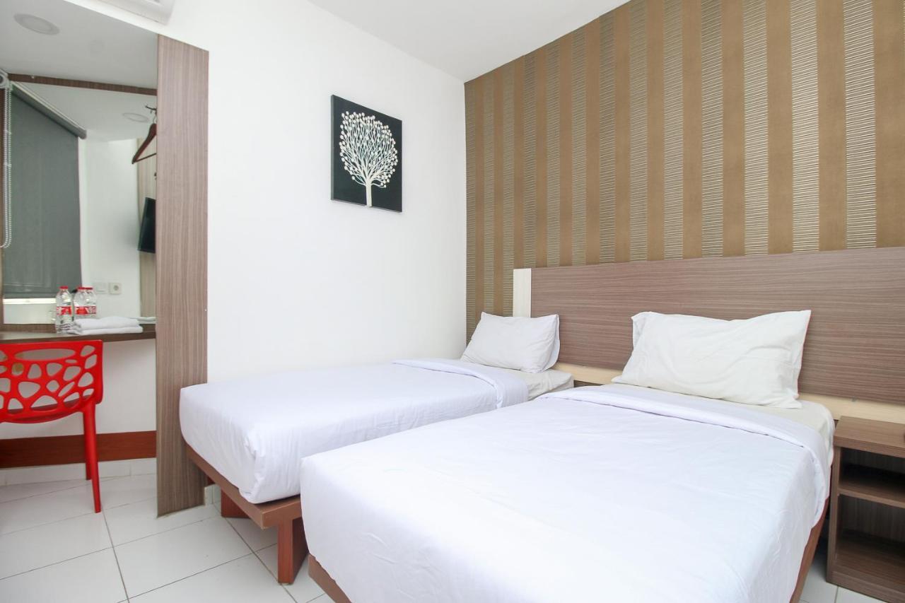 Smarthomm Inn Bandara Parungkuda Екстериор снимка