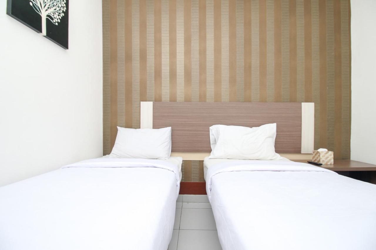 Smarthomm Inn Bandara Parungkuda Екстериор снимка